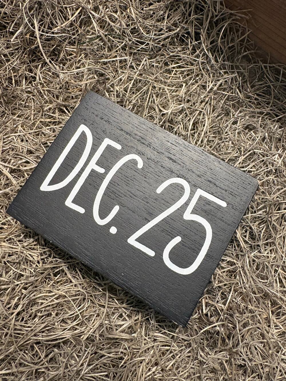 DEC 25 Wood Sign Christmas Holiday Tabletop Blocks Tiered Tray Decor